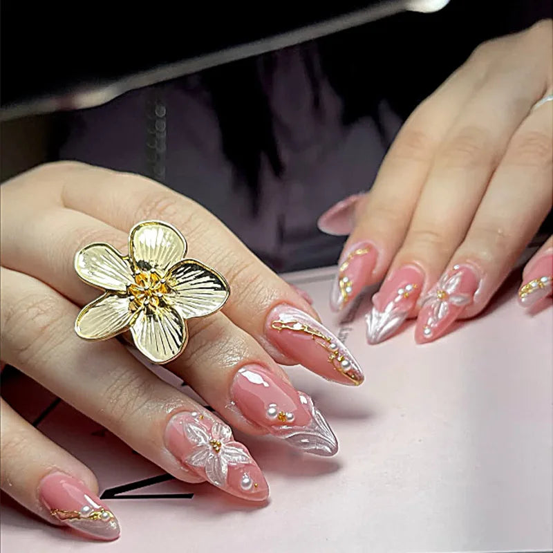 The Pop-Off Nail Set